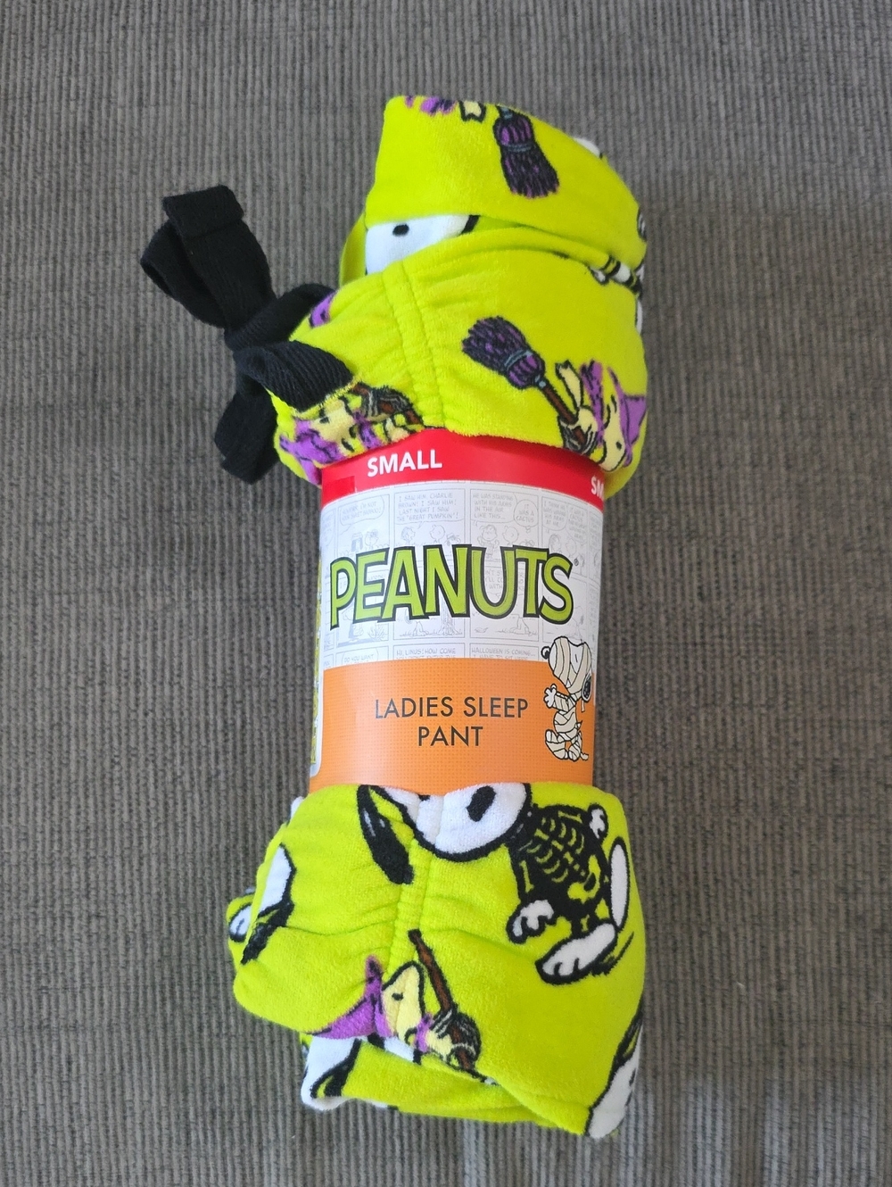 Peanuts Ladies Sleep Pants, Size Small, NWT, Halloween Themed.